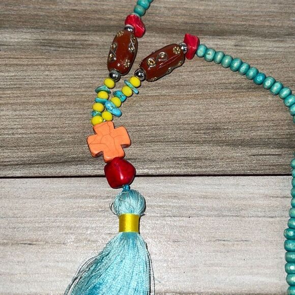 Mala Following Dreams Turquoise Color Bead and Wood Necklace - Picture 3 of 9